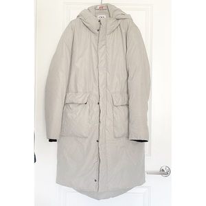 Hooded three-quarter length puffer jacket